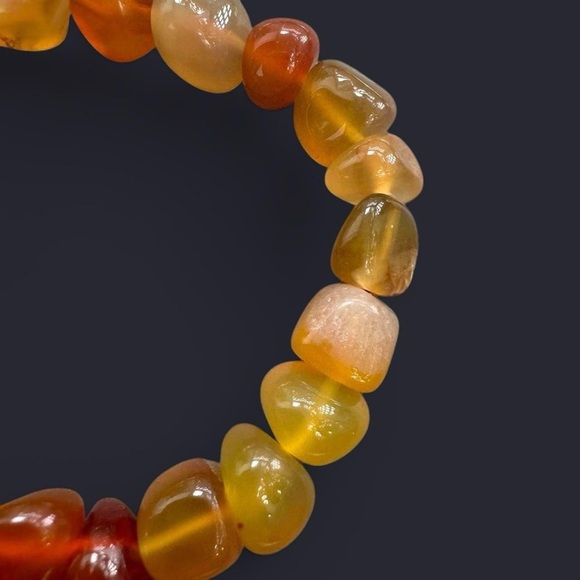 Striped Agate Gemstone Bead Bracelet - Picture 4 of 4